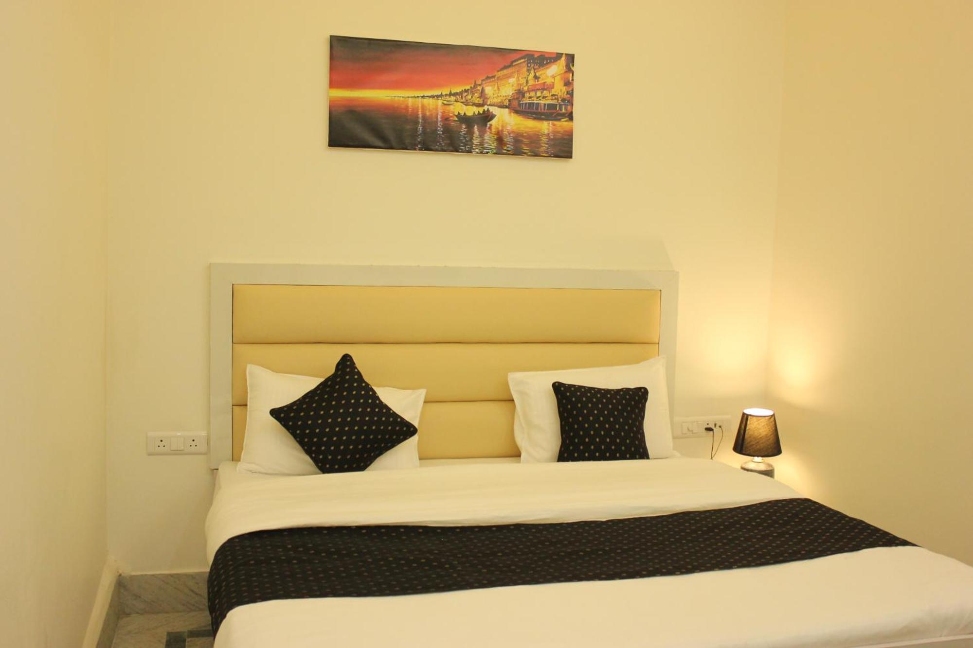 The Nandi International Boutique Homestay Varanasi Eksteriør billede