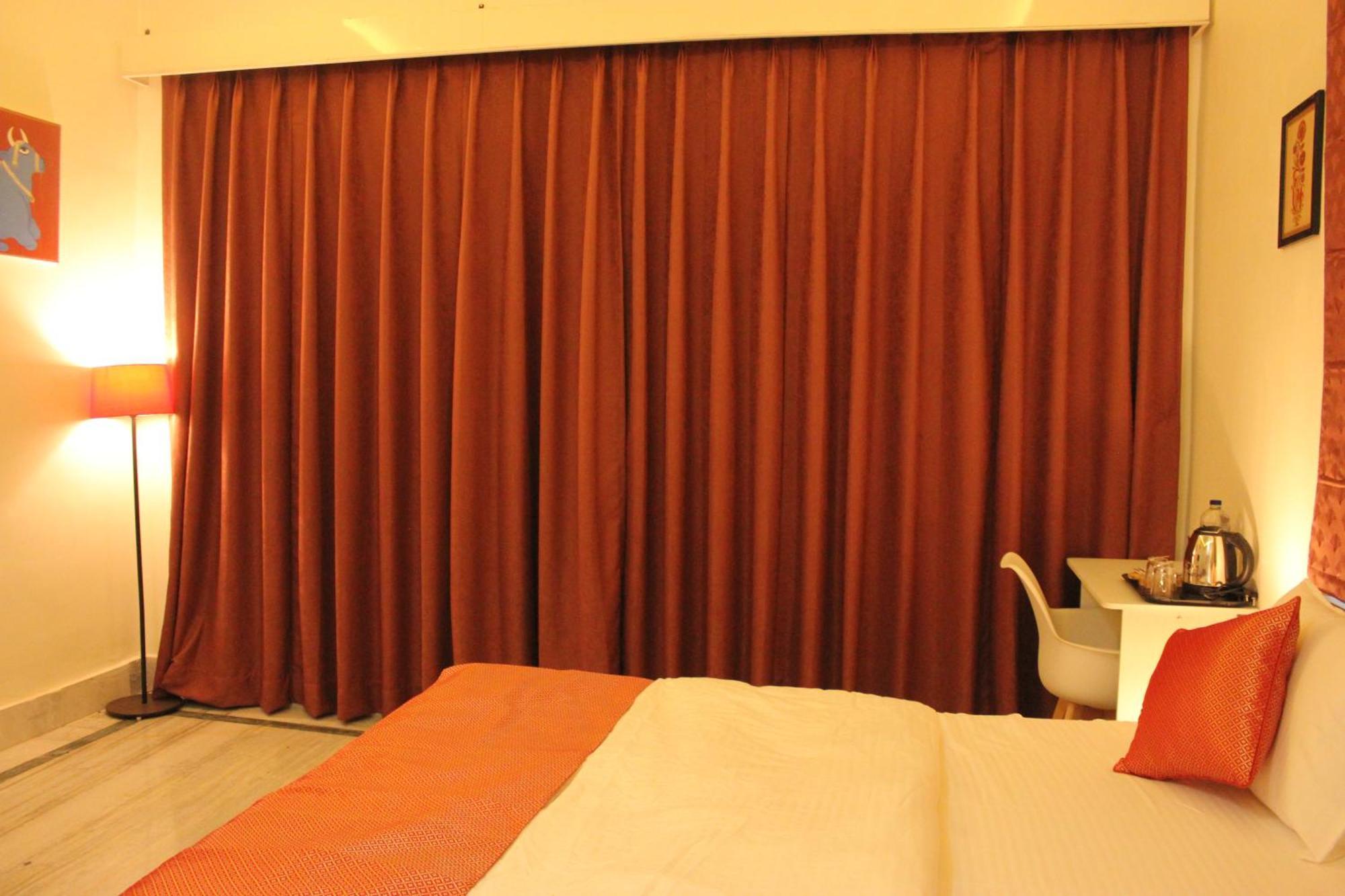 The Nandi International Boutique Homestay Varanasi Eksteriør billede