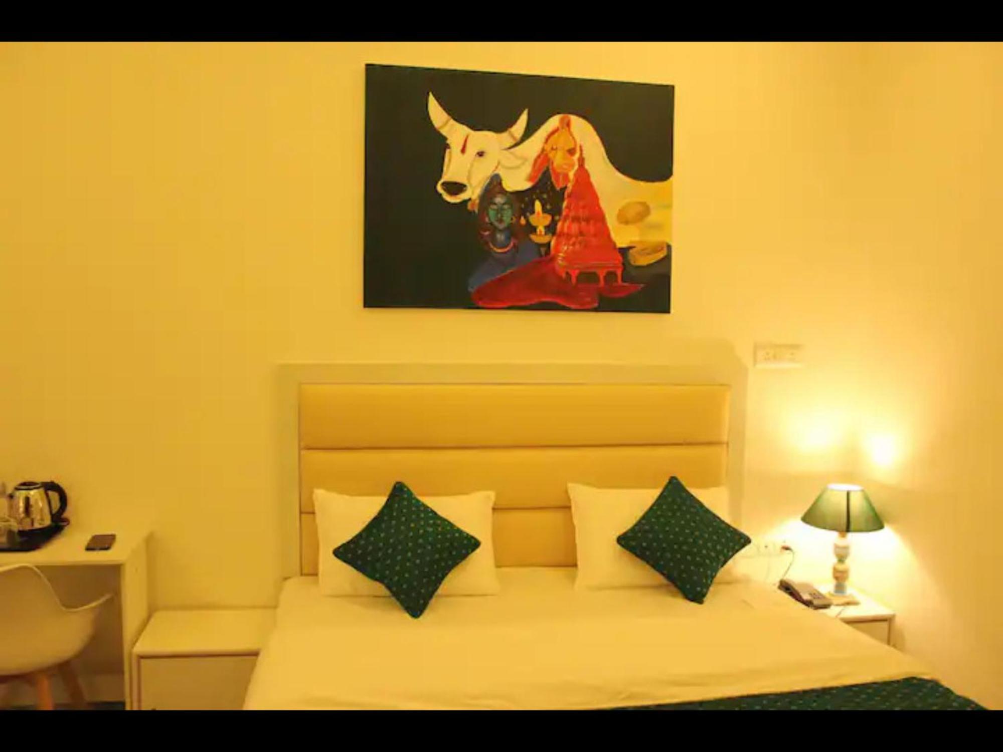 The Nandi International Boutique Homestay Varanasi Eksteriør billede